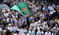 طنین شعار «علی العهد یا قدس»، مردم روزه دار لارستان در آخرین جمعه ماه مبارک رمضان  